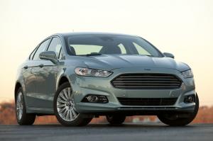 Ford Fusion Hybrid SE